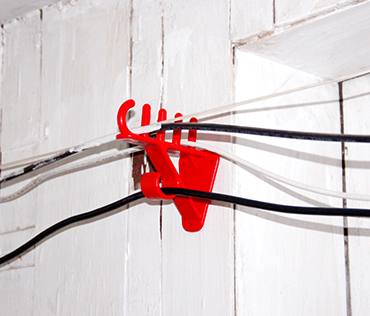 Trailing Wire Cable Management Solutions - Safety Hooks and Hangers